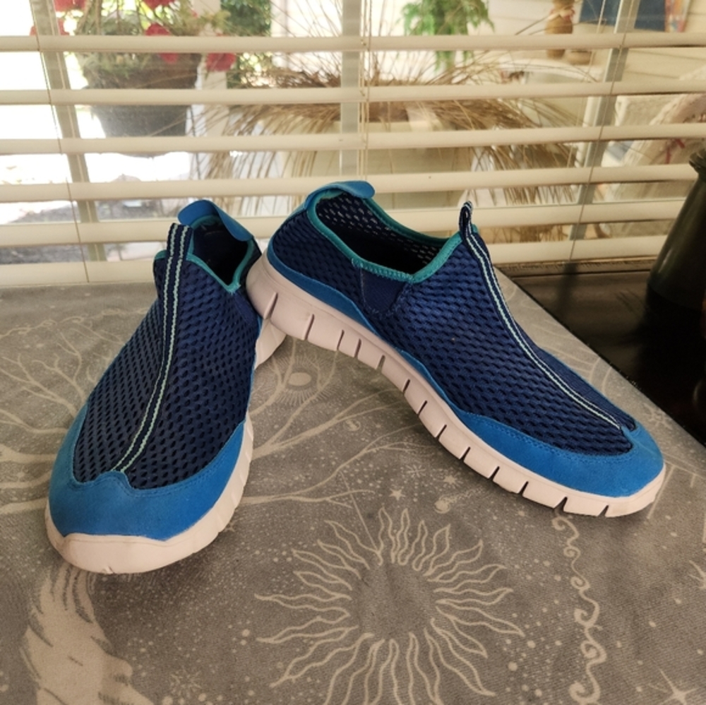 Unisex TESLA Hydofit Blue Shoes Size Men 10 Women 11
